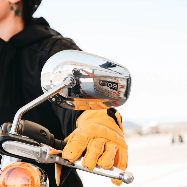 Queen Bee Motorcycle Gloves - Women's - Saffron
